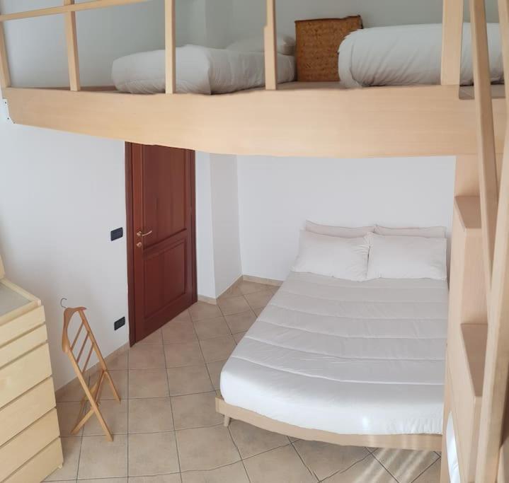 La Terrazza Apartment,A 50 Mt Dal Mare Varazze Bagian luar foto