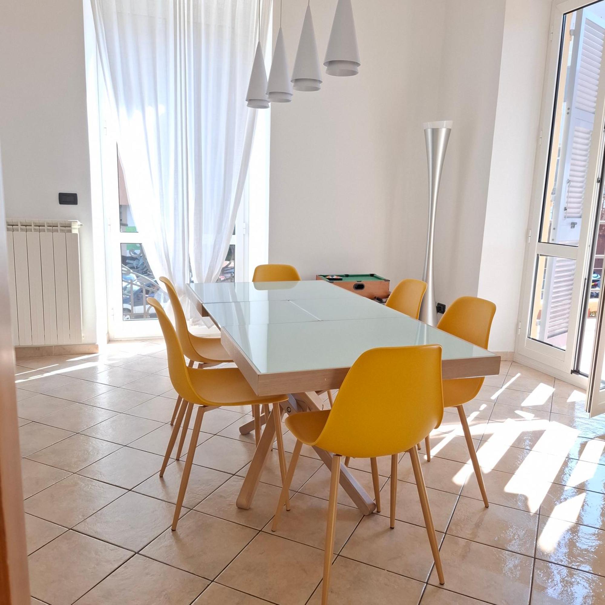La Terrazza Apartment,A 50 Mt Dal Mare Varazze Bagian luar foto